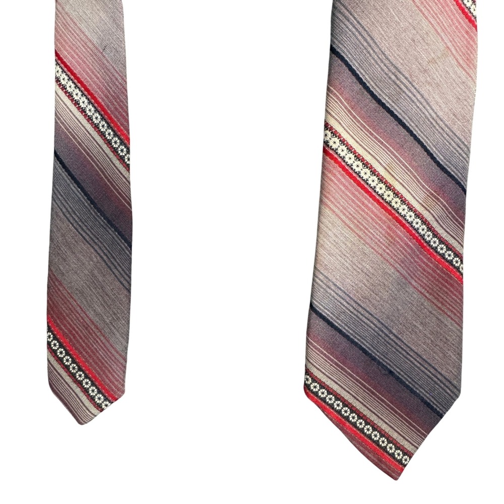 Ponte Vecchio Mens Tie Grey Red Blue Striped Polyester Geometric Border 54 Inch